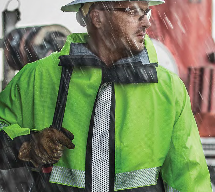 The NSA Vizable FR Hi-Vis Hybrid Extreme Bomber Jacket provides optimum protection from unfavorable wear conditions and flash fire/arc flash hazards. 