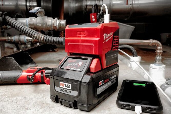 Milwaukee M18 Top-Off 175W Personal Power Supply (Tool Only) - 120V AC & USB - Model 2846-20